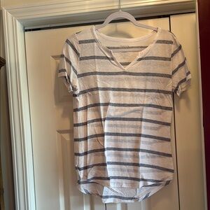 Time and Tru Gray and White Striped Short Sleeve Tee